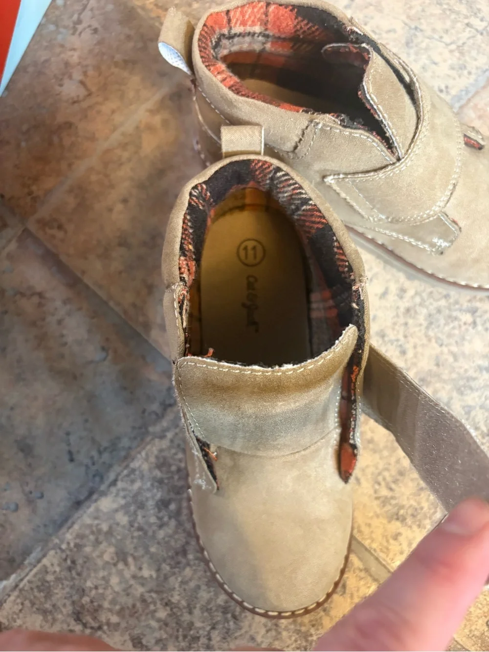 Toddler boys fall boots